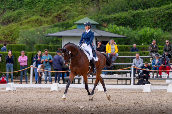 ALICIA MAiRQUEZ DURANTE EL CAMPEONATO DE ESPANTHA DE DOMA DE CABALLOS JOVENES