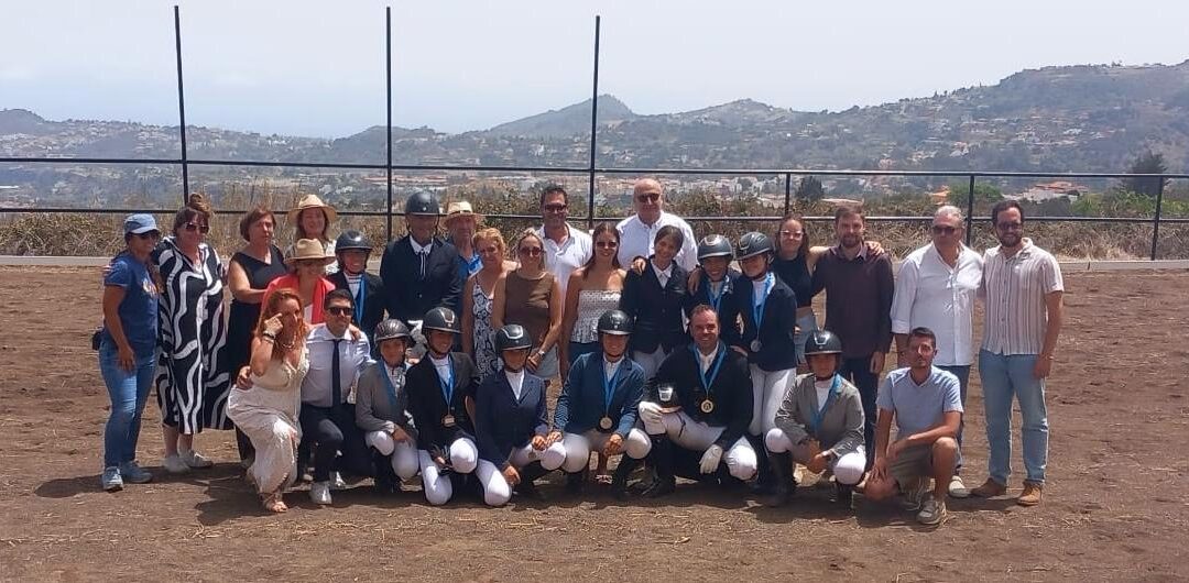 El XXIX Gran Día del Caballo de Pino Santo Alto reúne a la élite de la doma clásica en honor a la Virgen de la Salud