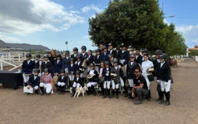 Los binomios canarios demuestran su nivel en el concurso de doma clásica y paralímpica territorial de El Molino