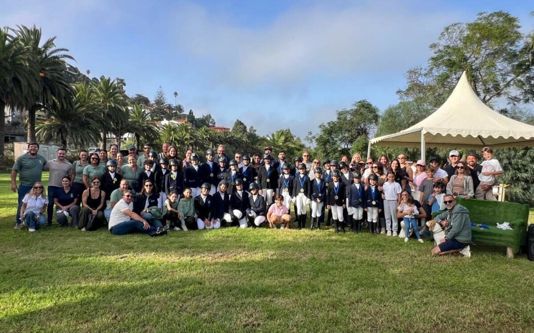 La sección hípica del Real Club de Golf de Las Palmas acogió un intenso fin de semana de doma clásica con pruebas nacionales y autonómicas